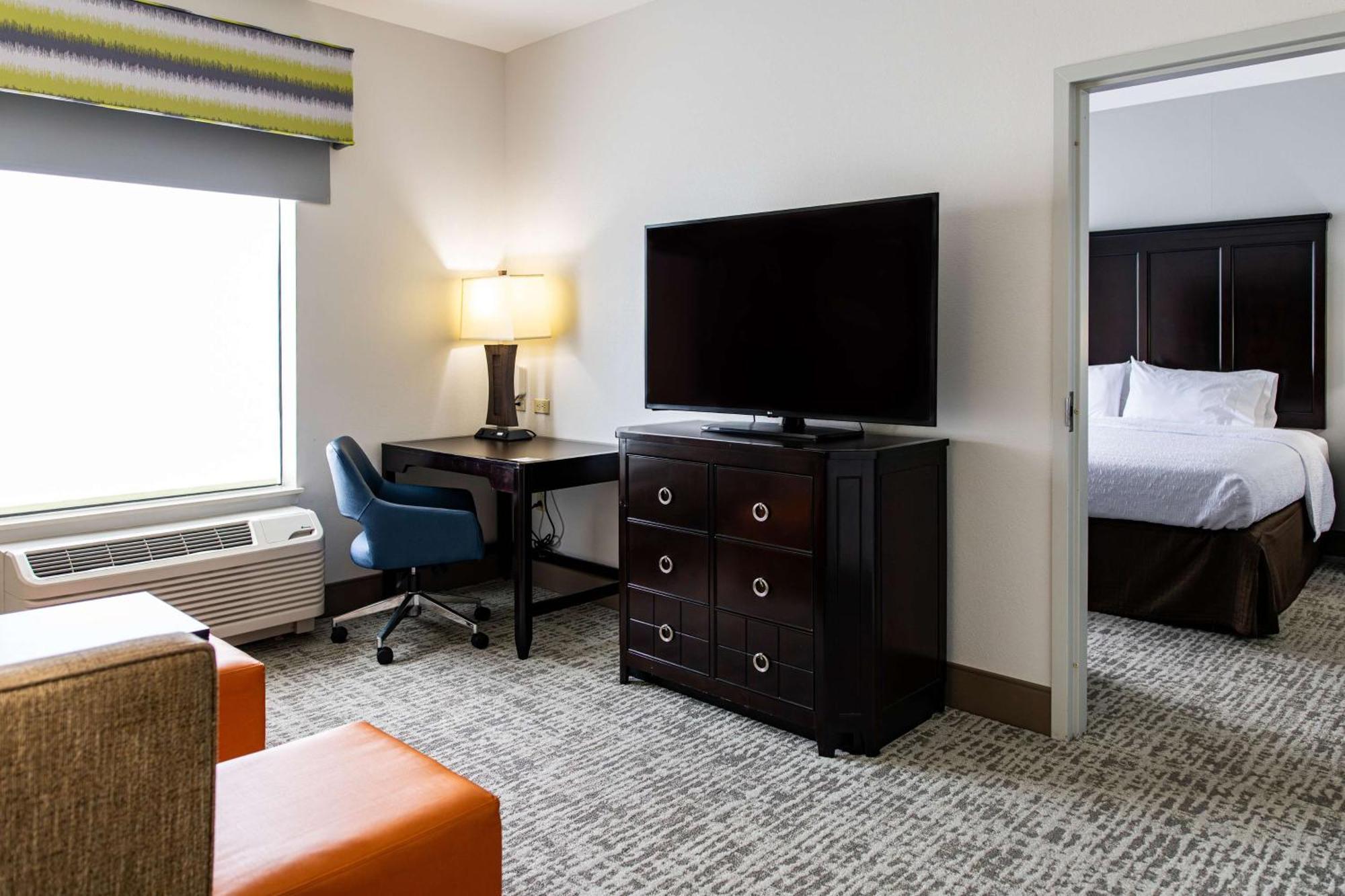 Hotel Hampton &