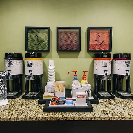 Hampton Inn & Suites Effingham 