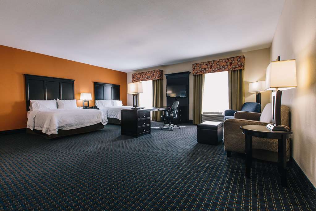 Hotel Hampton &